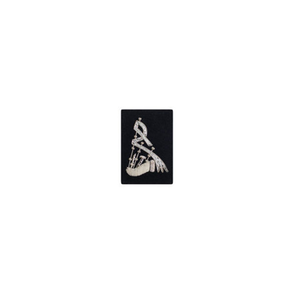 Bagpipe Badge Silver Bullion On Blue